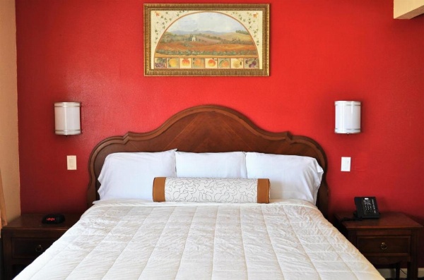 A Nights Inn image 5