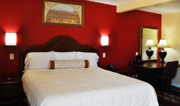 A Nights Inn image 6