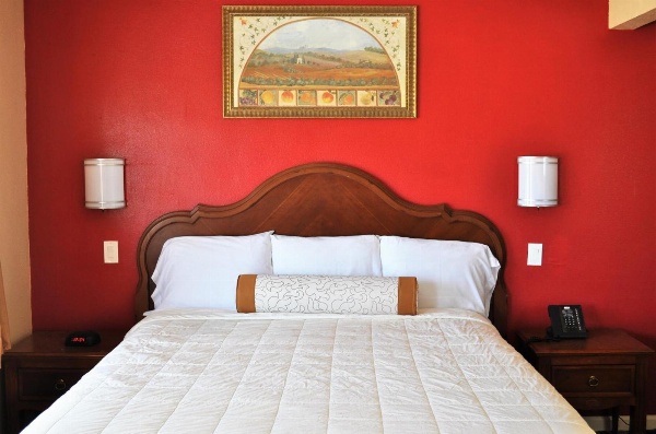 A Nights Inn image 5
