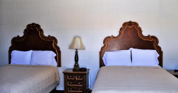 A Nights Inn image 9