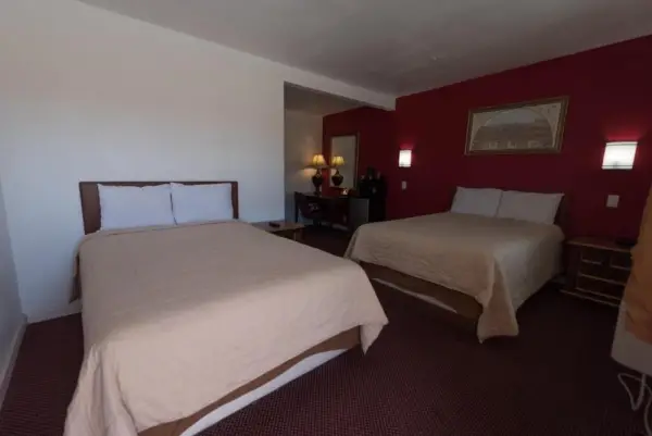 A Nights Inn 4